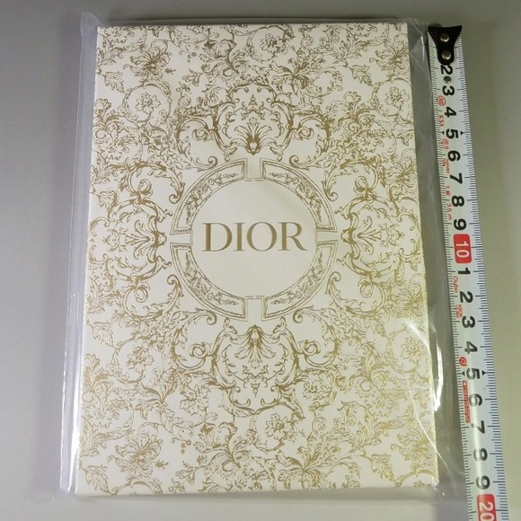 🌟Dior Notebook 2023 Holiday Gold Limited Edition Bundle - Picture 2 of 8